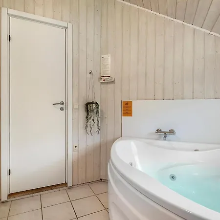 Feriehus Beautiful In With Sauna Hemmet